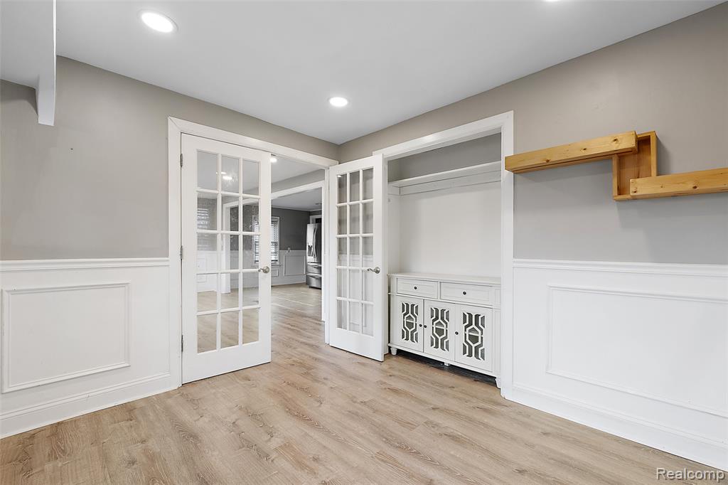 5869 Marvin Street, Taylor, MI 48180 — Photo 18