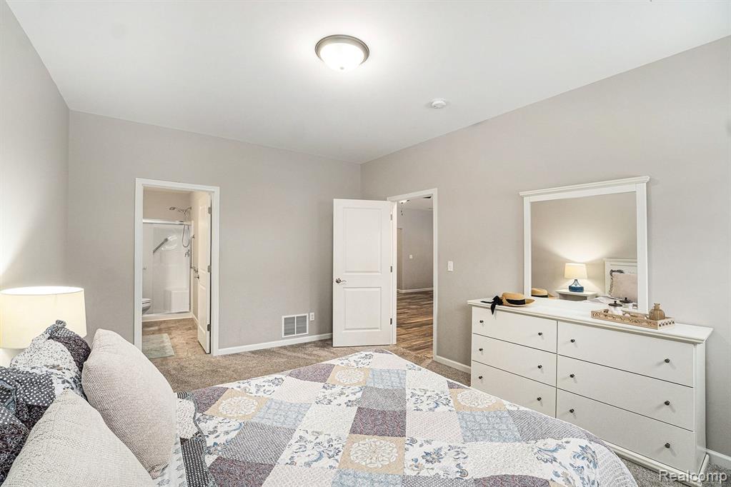 107 Crescent Avenue, Linden, MI 48451 — Photo 16