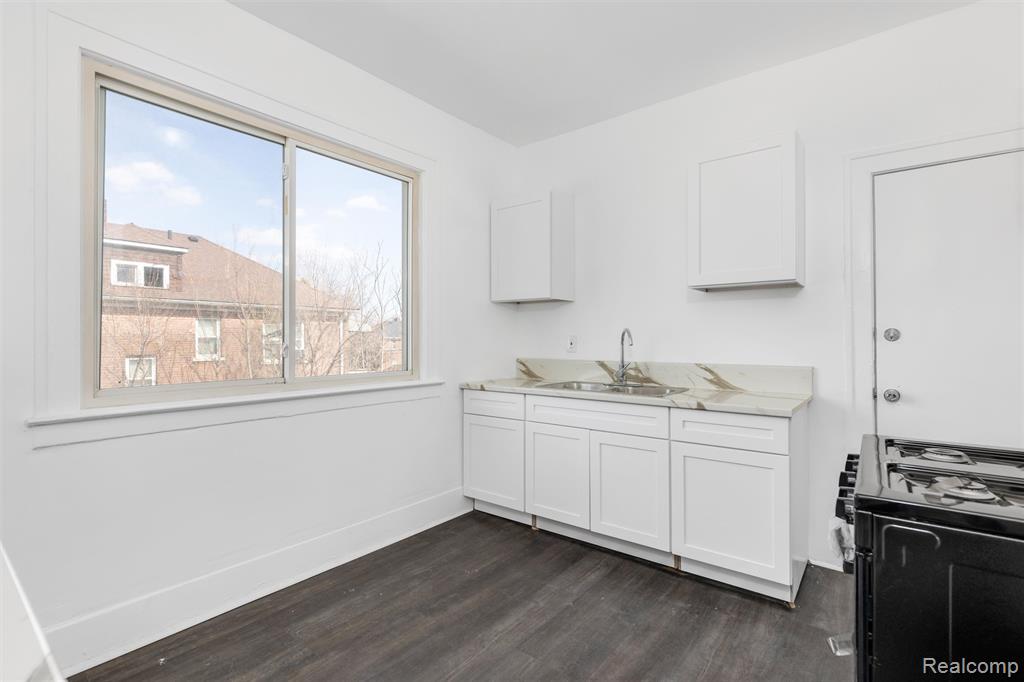 3217 Elmhurst Street, Detroit, MI 48206 — Photo 7