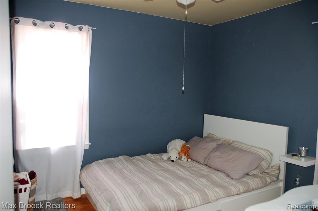 690 E LINCOLN Street, Birmingham, MI 48009 — Photo 5