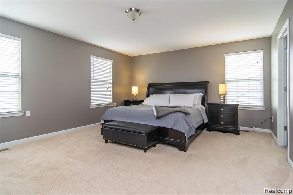 51171 Brompton, Novi, MI — Photo 10