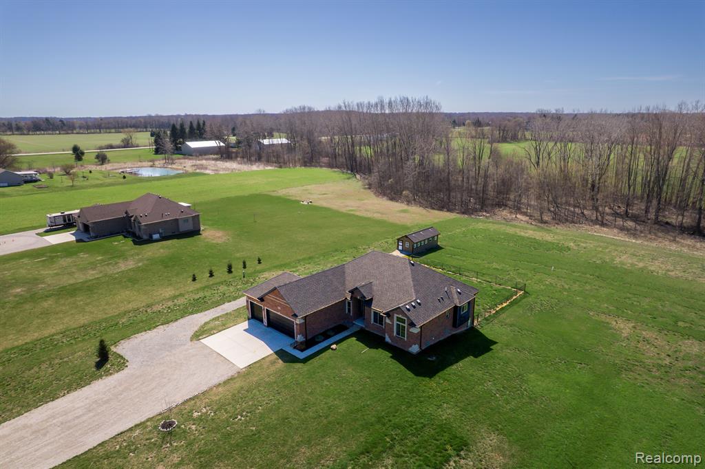 8520 ALMONT Road, Almont, MI 48003 — Photo 47