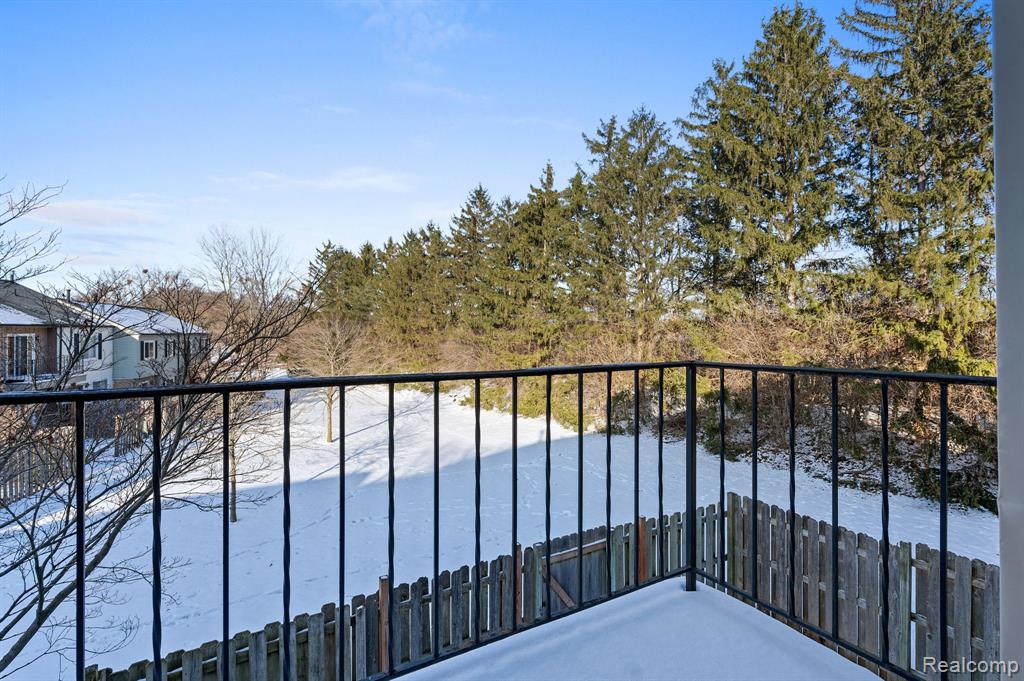 3222 BOLGOS Circle, Ann Arbor, MI 48105 — Photo 15