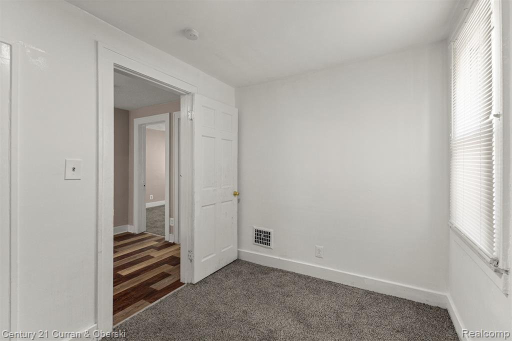 7026 Steadman Street, Dearborn, MI 48126 — Photo 24