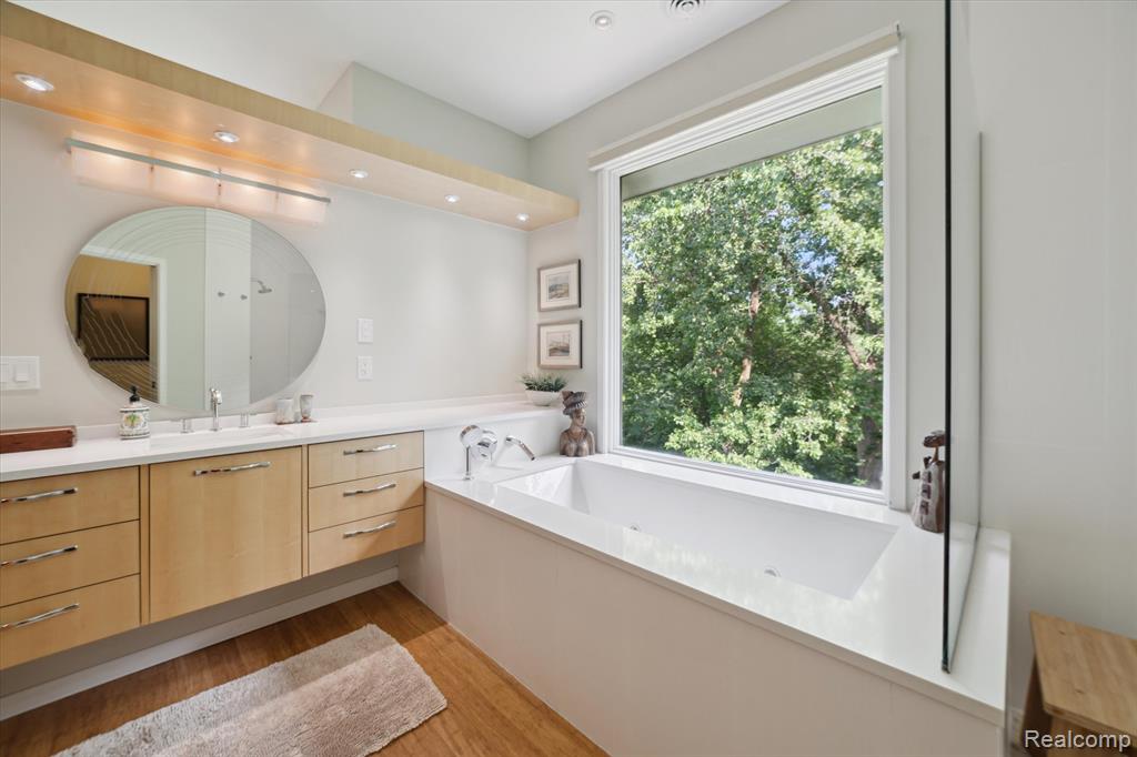2172 Anns Way, Ann Arbor, MI 48105 — Photo 26