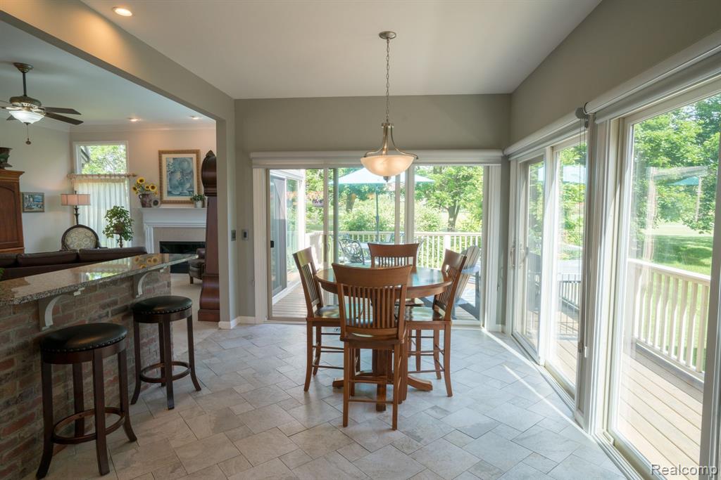 4870 DORAL Drive, Ann Arbor, MI 48108 — Photo 17