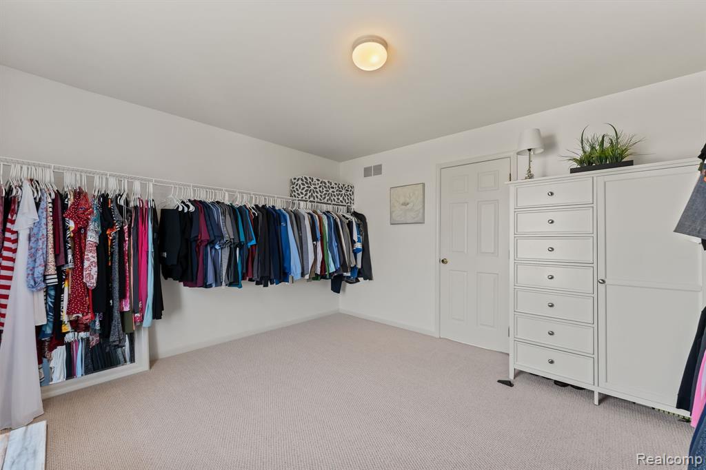 6060 Balmoral Way, Commerce Twp, MI 48382 — Photo 23