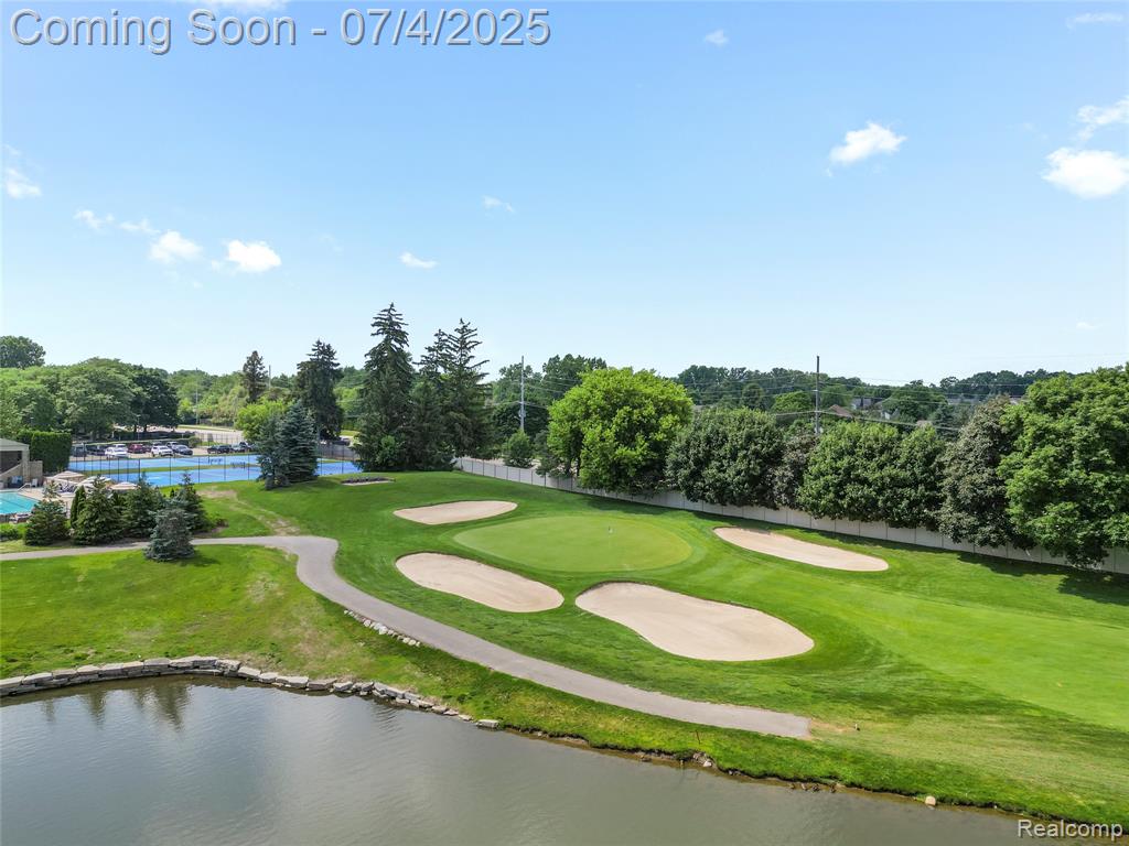938 Brookwood Lane E, Rochester, MI 48309 — Photo 40