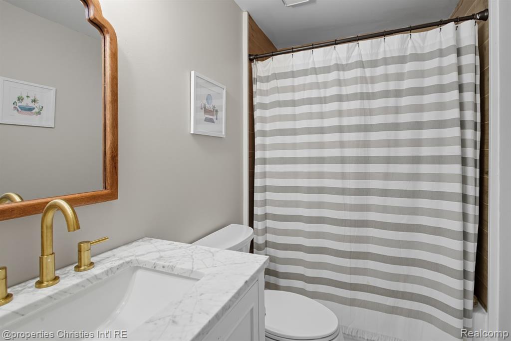 7179 Streamwood Drive, Ypsilanti, MI 48197 — Photo 27