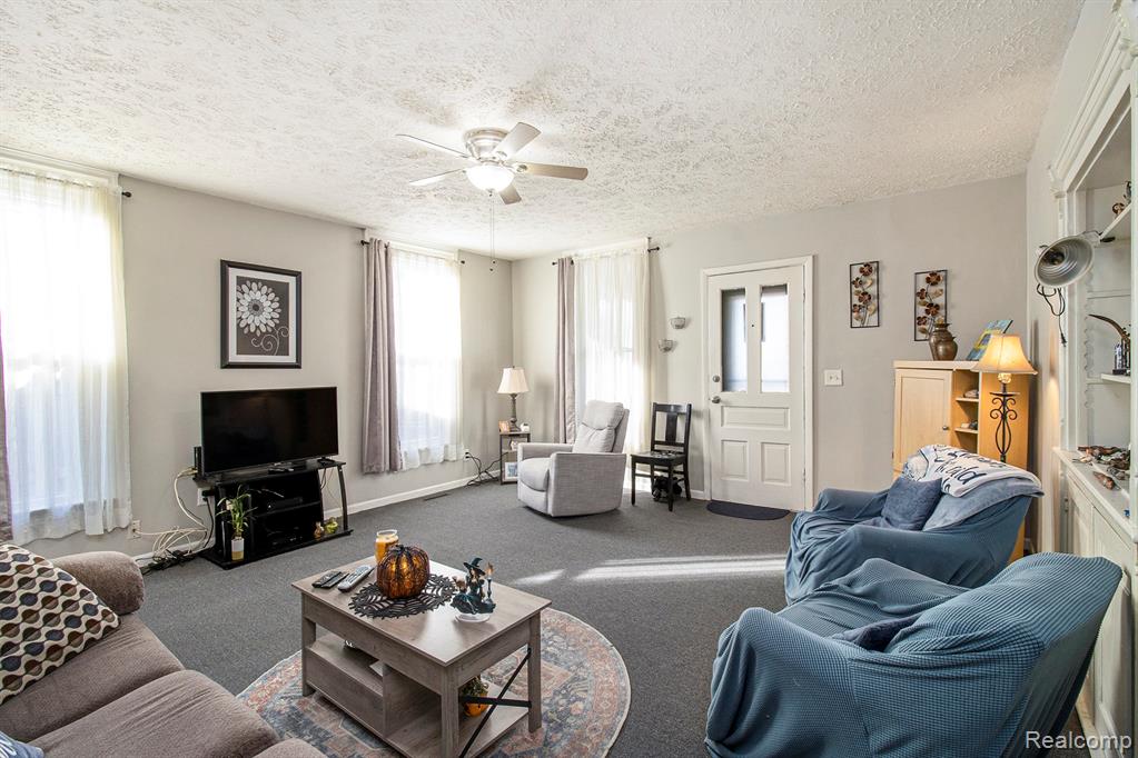 512 E Main Street, Pinckney, MI 48169 — Photo 16