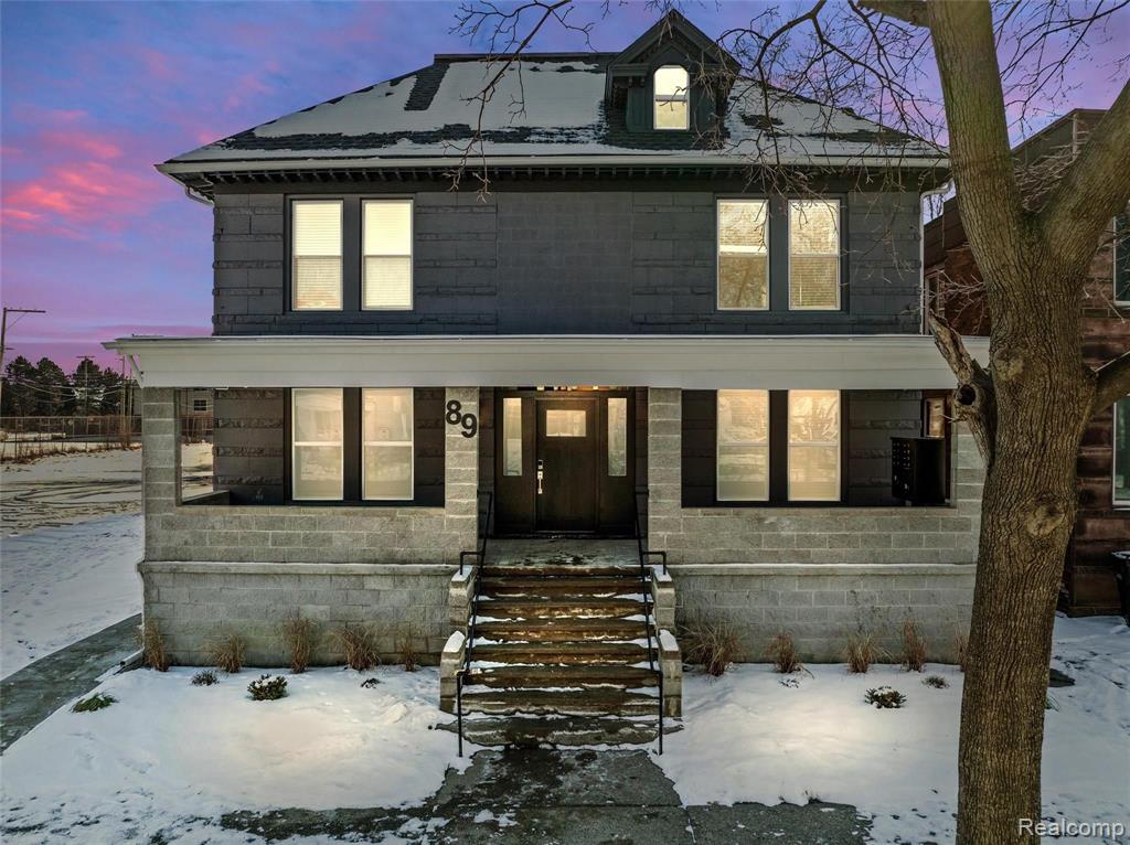 89 W Philadelphia Street
