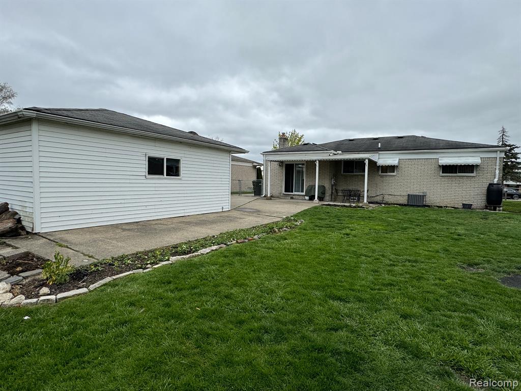 40137 Walter Drive, Sterling Heights, MI 48310 — Photo 64