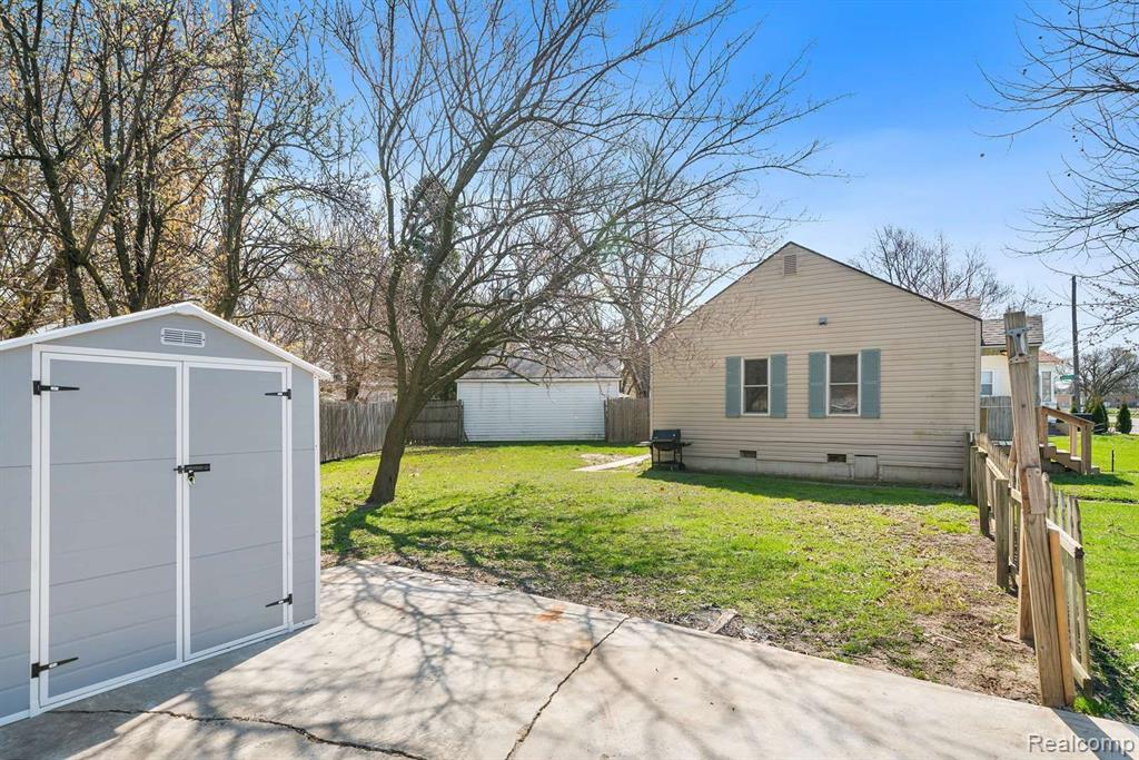 5310 LAFONTAINE Street, Detroit, MI 48236 — Photo 46