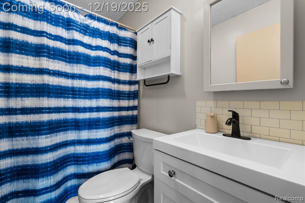 7097 Chase Lake Road W, Fowlerville, MI 48836 — Photo 26
