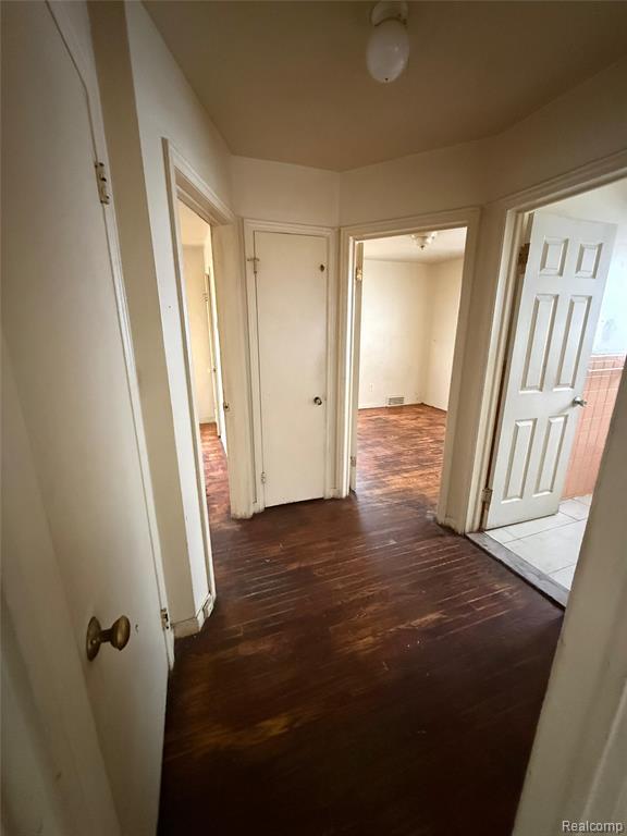 16580 Ward Avenue, Detroit, MI 48235 — Photo 3