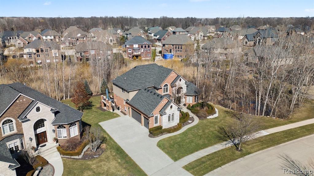6641 Shadydale Drive, Shelby Twp, MI 48316 — Photo 48