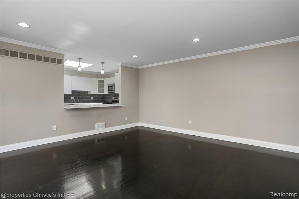 2021 Hyde Park Drive, Detroit, MI 48207 — Photo 11
