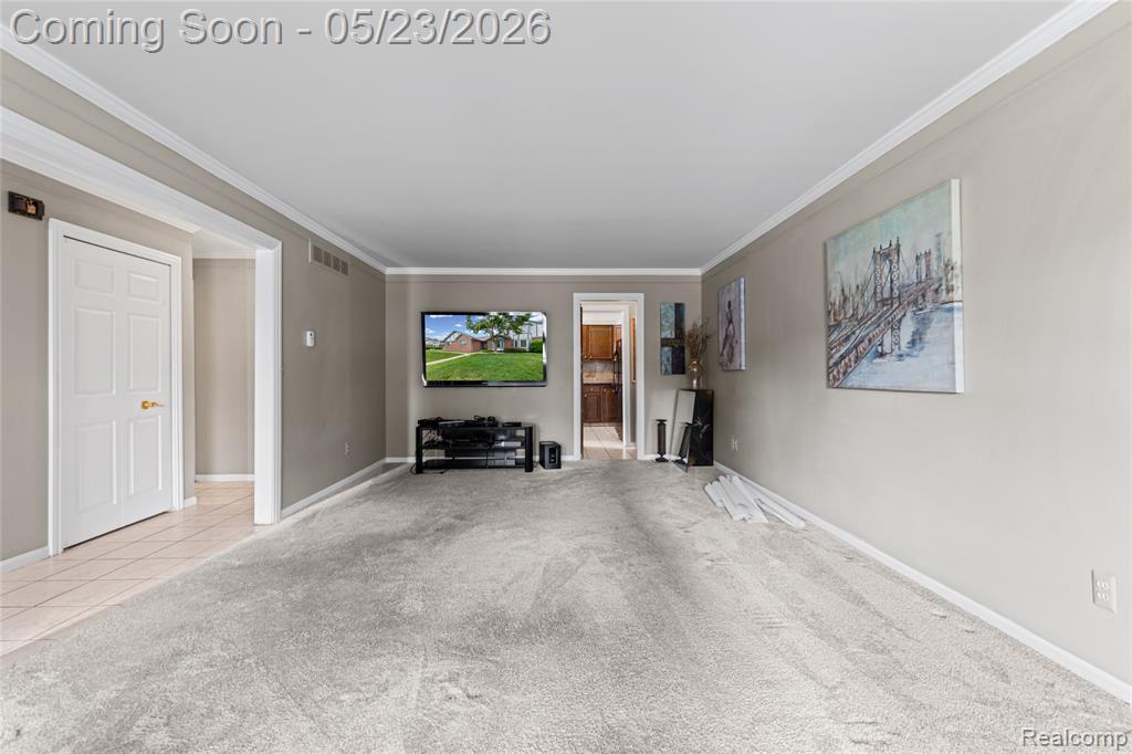 45511 Dover Drive, Macomb, MI 48044 — Photo 9