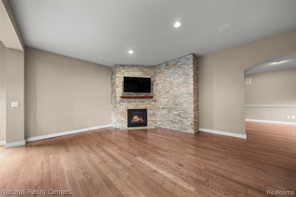 5010 Forest Valley Drive, Clarkston, MI 48348 — Photo 59