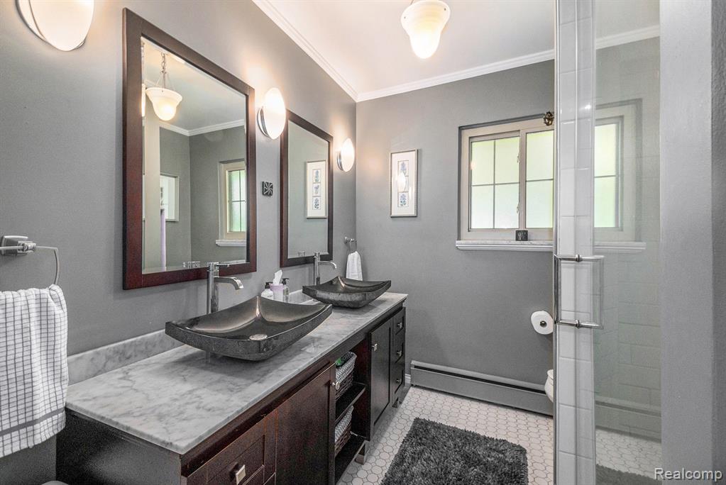 6062 Middle Lake Road, Clarkston, MI — Photo 15