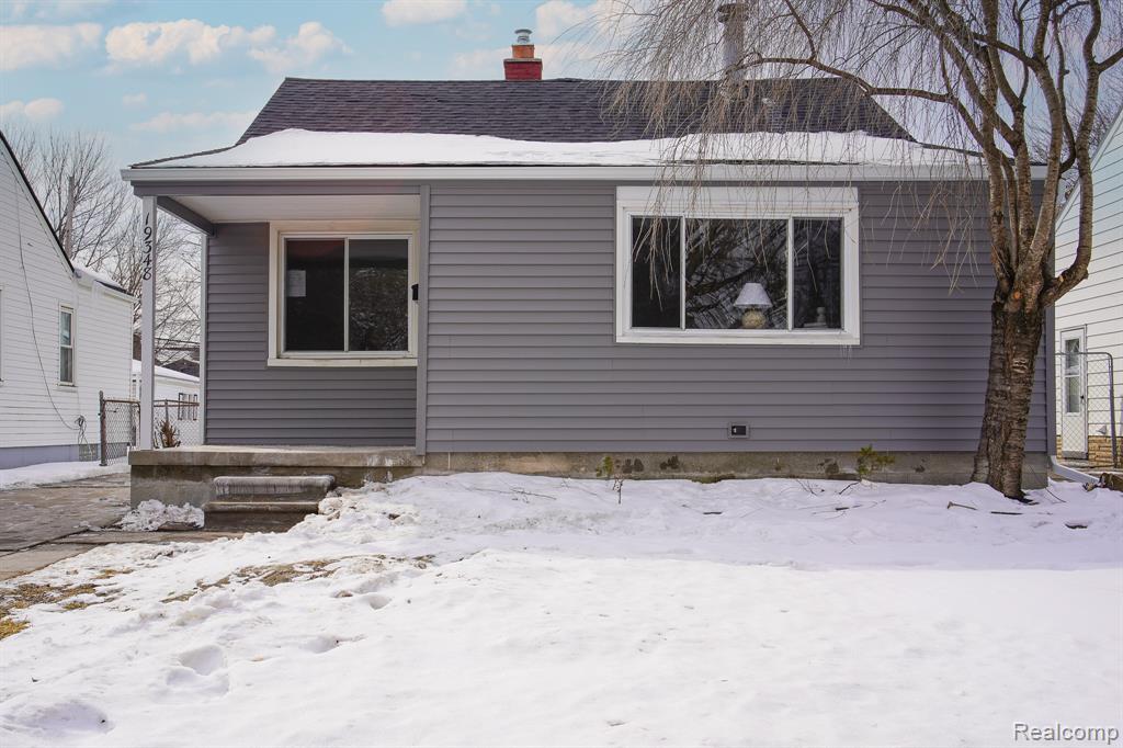 19348 Woodcrest Street, Harper Woods, MI 48225 — Photo 2
