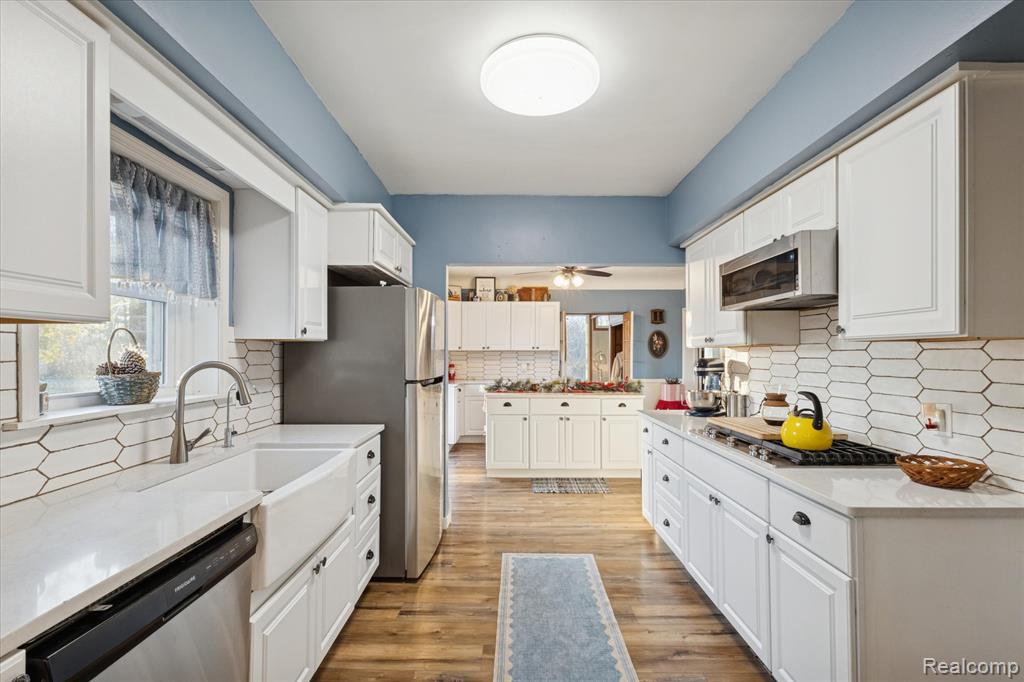2037 128th Avenue, Hopkins, MI 49328 — Photo 5