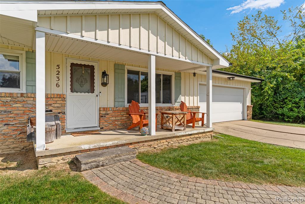 5236 Old Franklin Road, Grand Blanc, MI 48439 — Photo 5