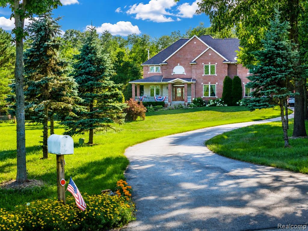 13445 Millie Court, Holly, MI 48442 — Photo 2
