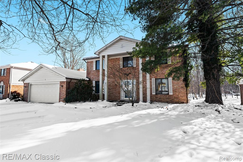 6313 Kiev Street, West Bloomfield, MI 48324 — Photo 3