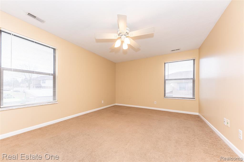 61186 Greenwood Drive, 36, South Lyon, MI 48178 — Photo 11