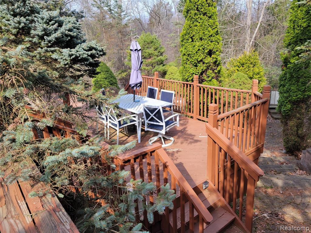5549 Perrytown Drive, West Bloomfield, MI — Photo 9