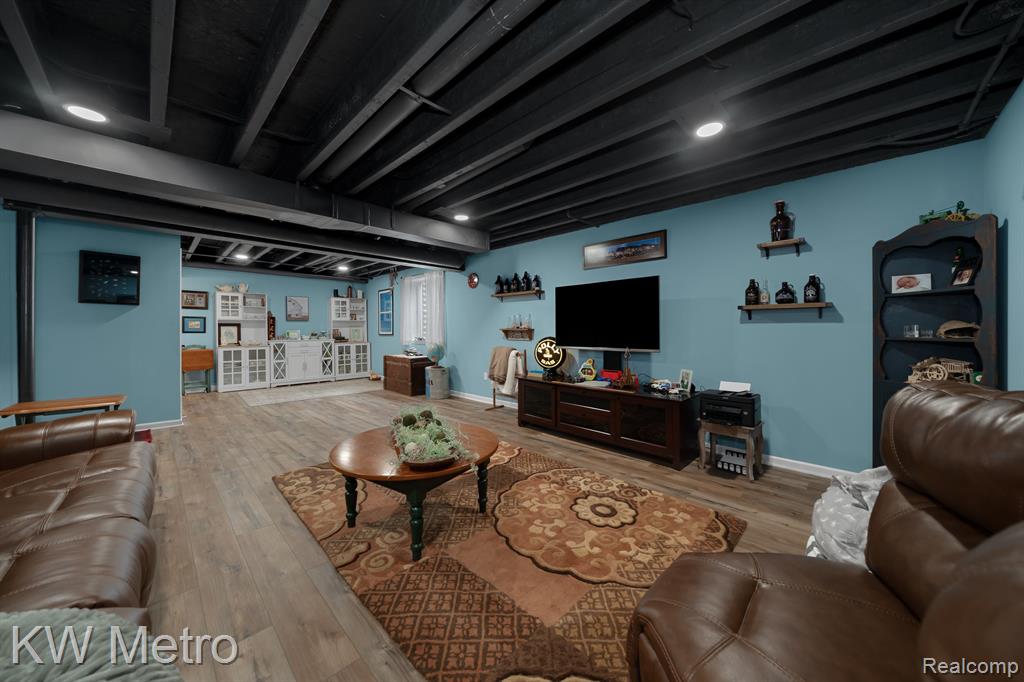 836 OAK CANYON Court, Holly, MI 48442 — Photo 10