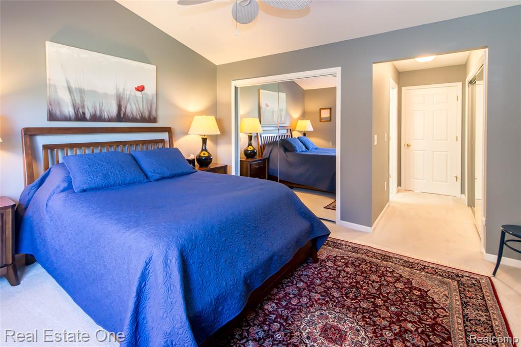 568 Woodhaven Drive, Walled Lake, MI 48390 — Photo 35