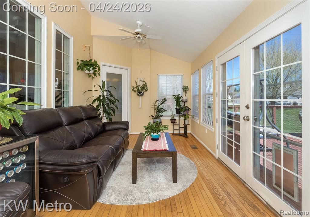 1025 Crystal Wood Drive, Davison, MI 48423 — Photo 11