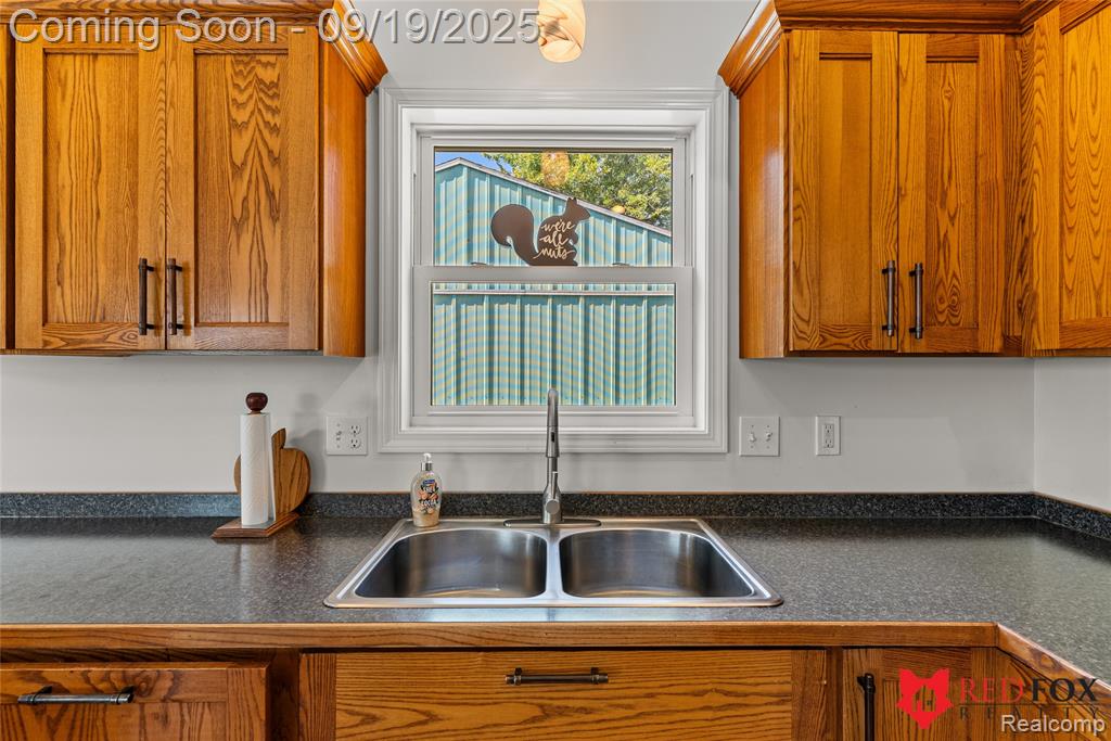 8110 Middleton Road, Corunna, MI 48817 — Photo 21
