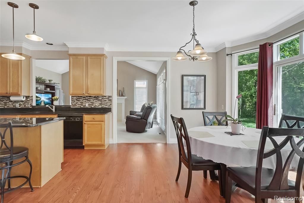 6062 FAIRBORN Drive, Canton, MI 48187 — Photo 17
