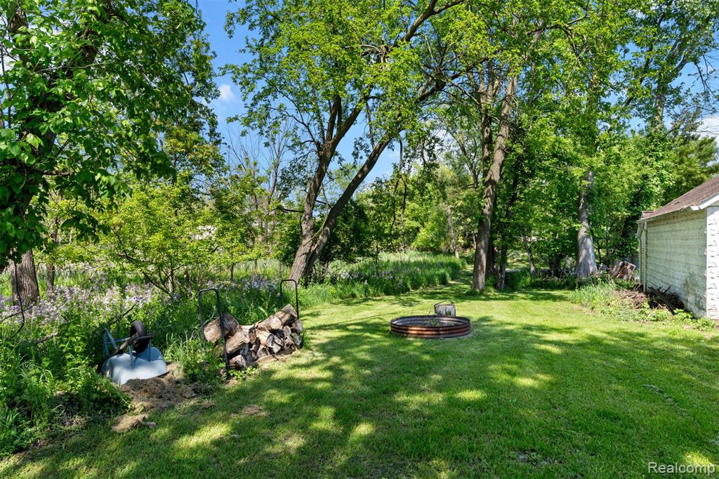 638 E Michigan Avenue, Grass Lake, MI 49240 — Photo 29