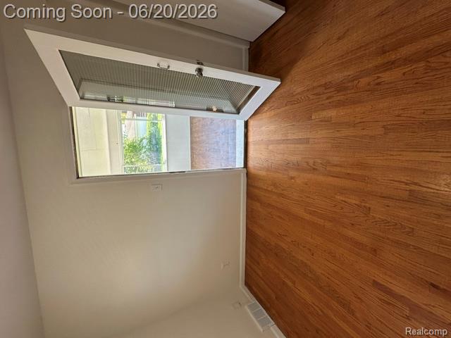 17416 Veronica Avenue, Eastpointe, MI 48021 — Photo 11