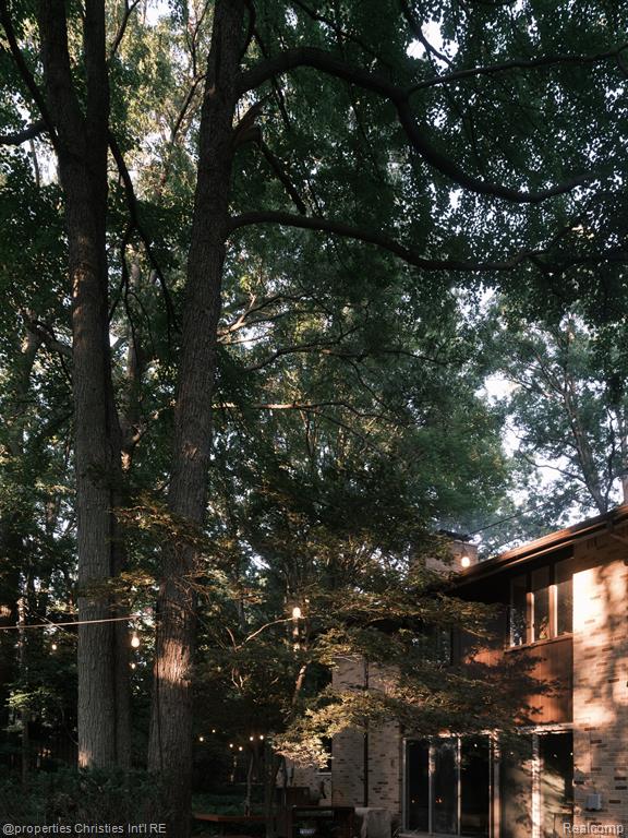 7388 LINDENMERE Drive, Bloomfield Hills, MI 48301 — Photo 25