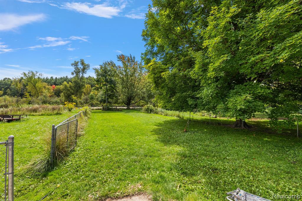 6152 GOLF CLUB Road, Howell, MI 48843 — Photo 32