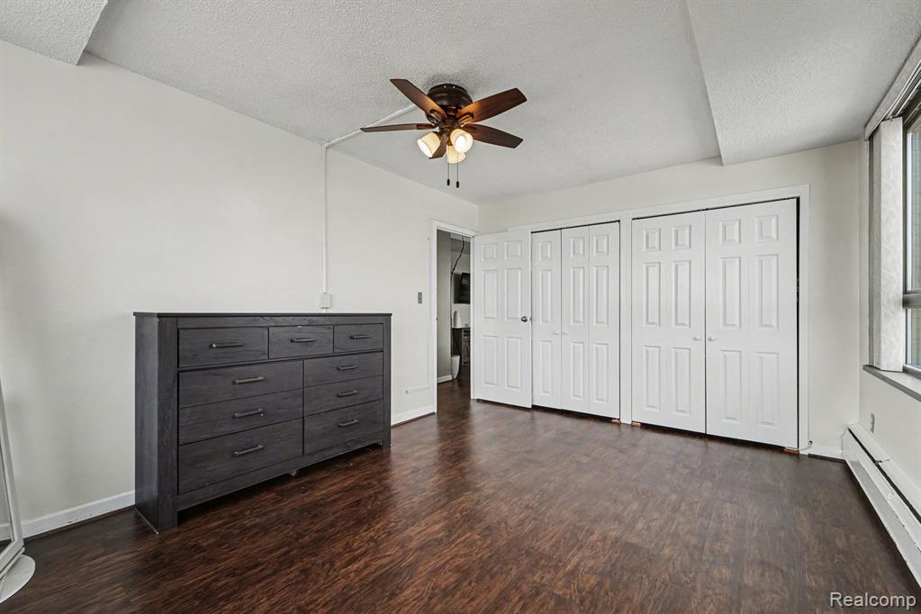 8900 E Jefferson Avenue, 729, Detroit, MI 48214 — Photo 20