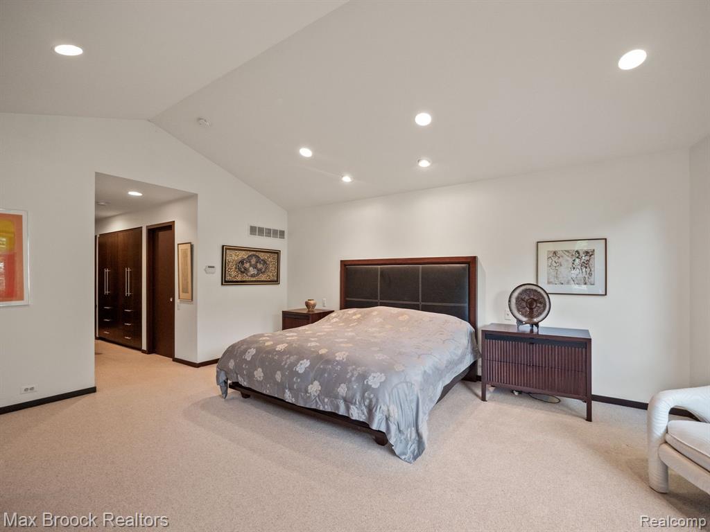 7448 STONY RIVER Court, Bloomfield Hills, MI 48301 — Photo 38