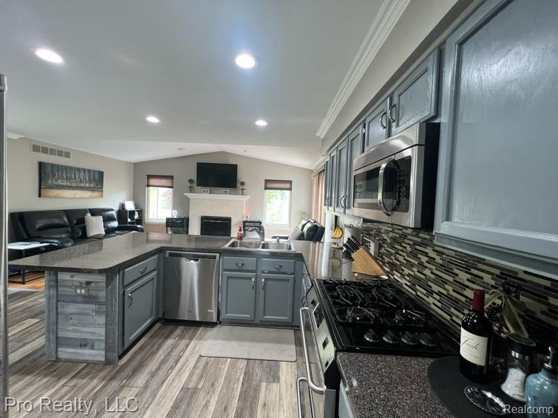 44195 Dartmouth Street, Canton, MI 48188 — Photo 15