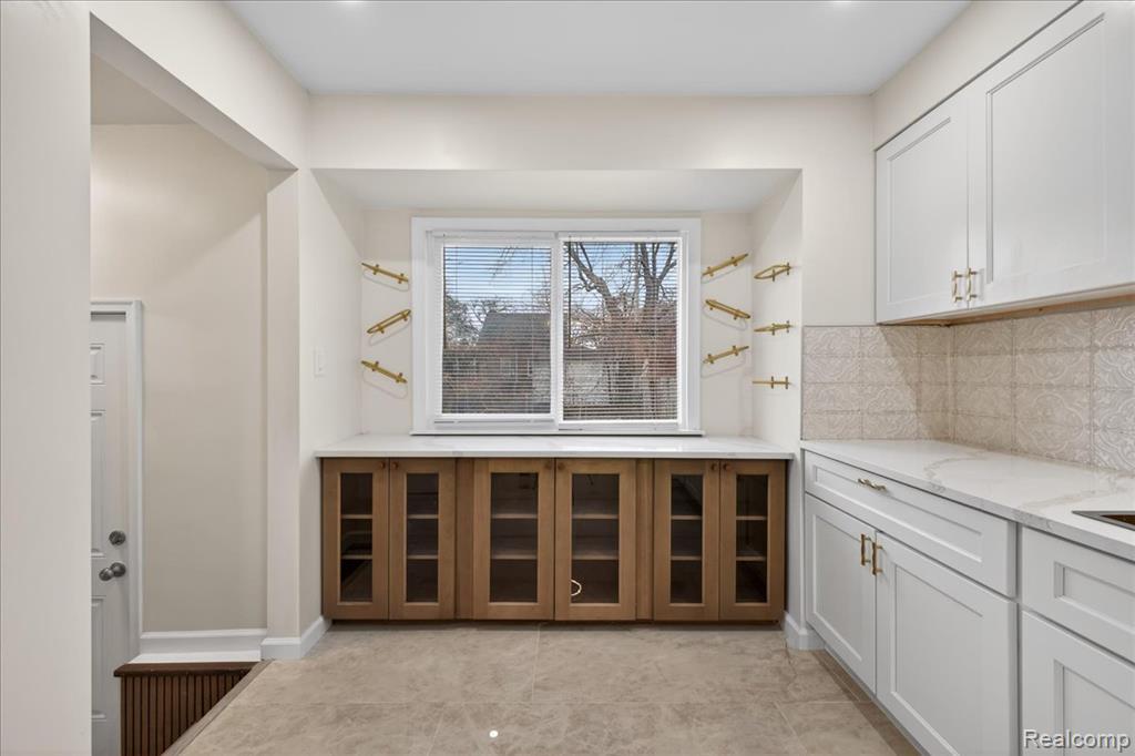 11684 Sussex Street, Detroit, MI 48227 — Photo 12