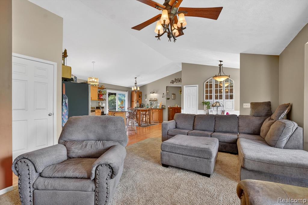 9565 Crofoot Road, Fowlerville, MI 48836 — Photo 6
