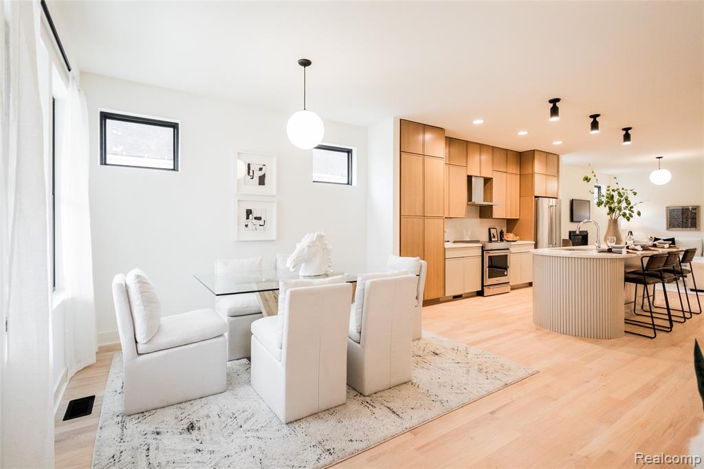 1793 Holcomb Street - Photo 4