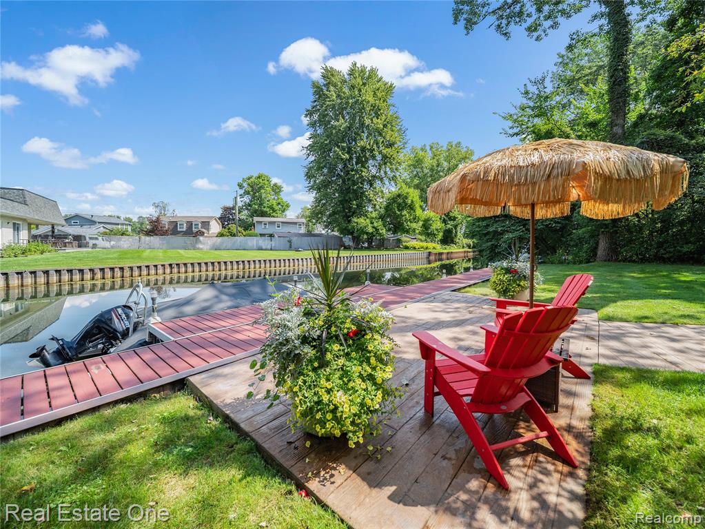 9929 Curie Lane, Pinckney, MI 48169 — Photo 6