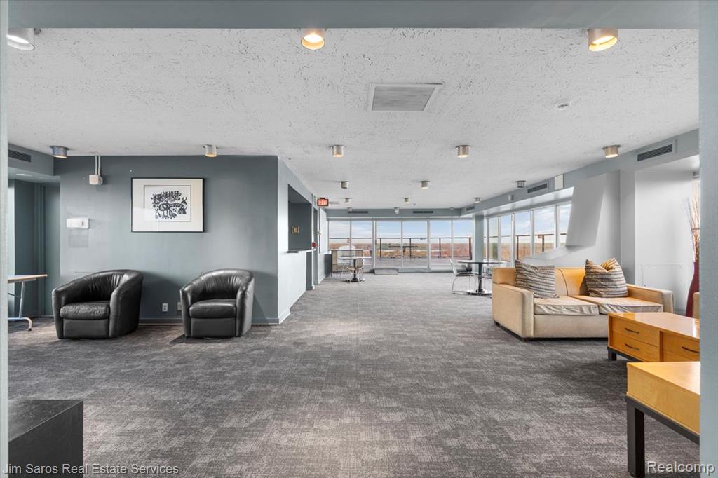 8200 E Jefferson Avenue, 1012, Detroit, MI 48214 — Photo 18