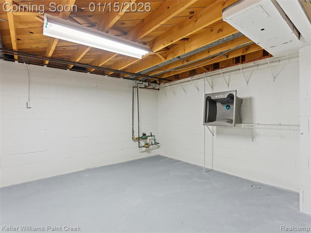 7434 Glengrove Drive, Bloomfield Hills, MI — Photo 27