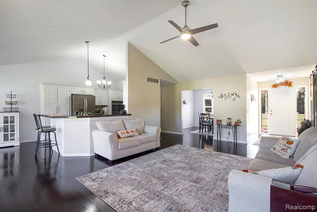 703 N Hughes Road, Howell, MI 48843 — Photo 4